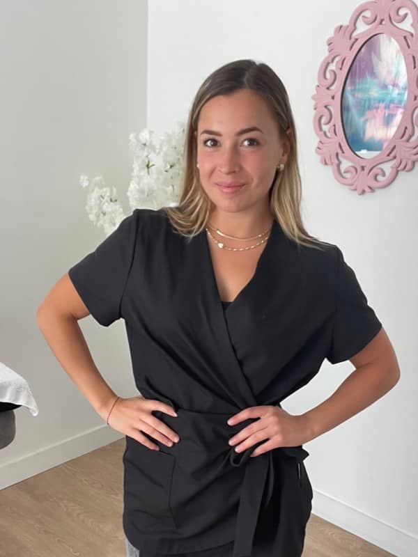 Emma, praticienne beauté et bien-être chez Emmabella à Venelles