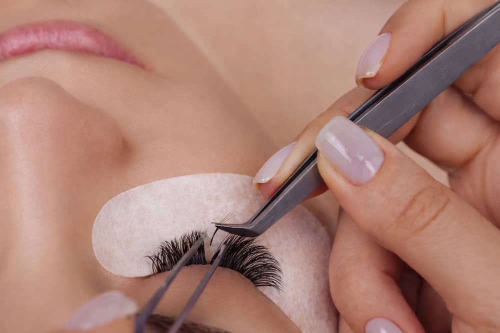 Extensions de cils sur-mesure Emmabella Venelles