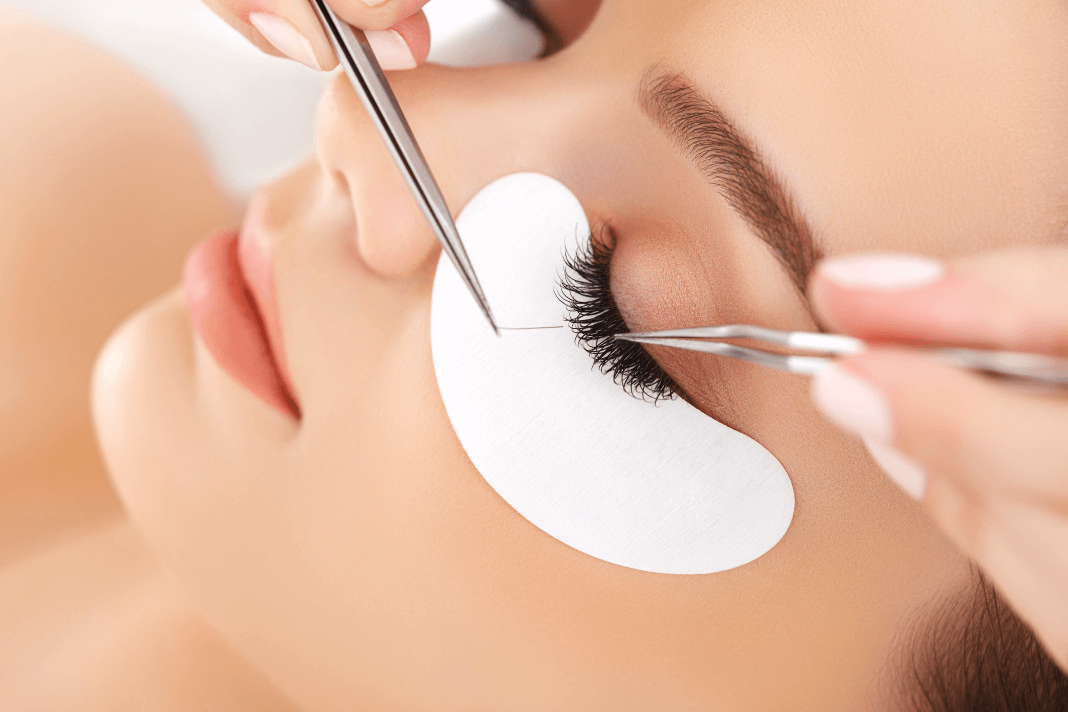 Extensions de cils Emmabella Venelles