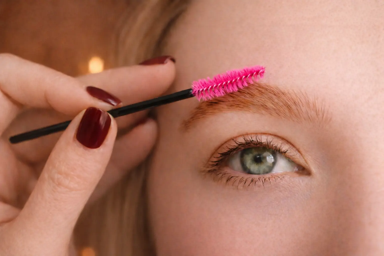 Restructuration et brow lift sourcils Emmabella Venelles